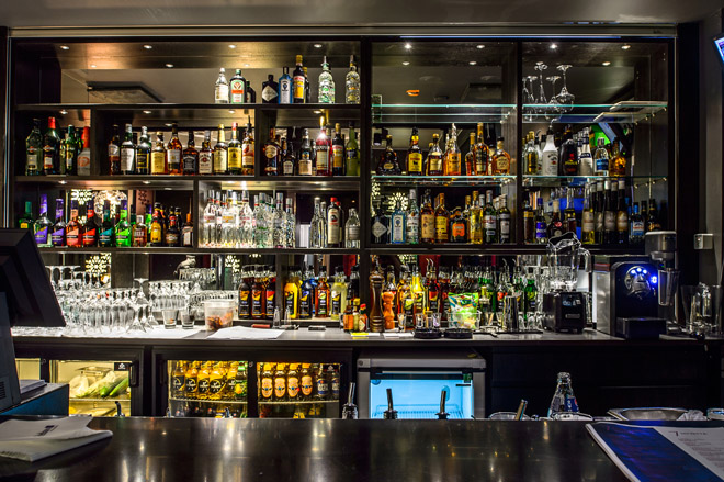 Bar 7 Blings